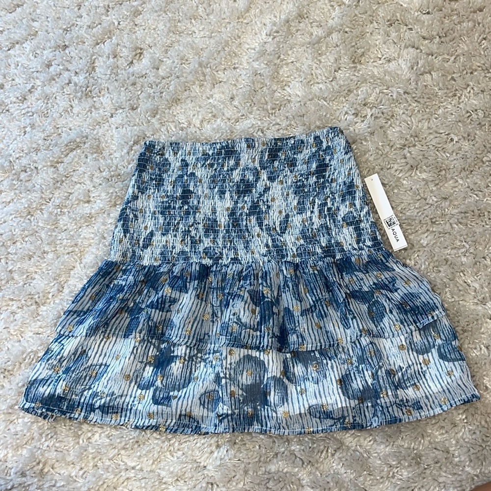 NWT Ruffle skirt